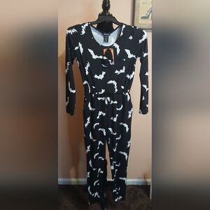 Halloween Bat Jumpsuit with Scrunchie. Large- PTP 19 in. SM- PTP 17 in.
